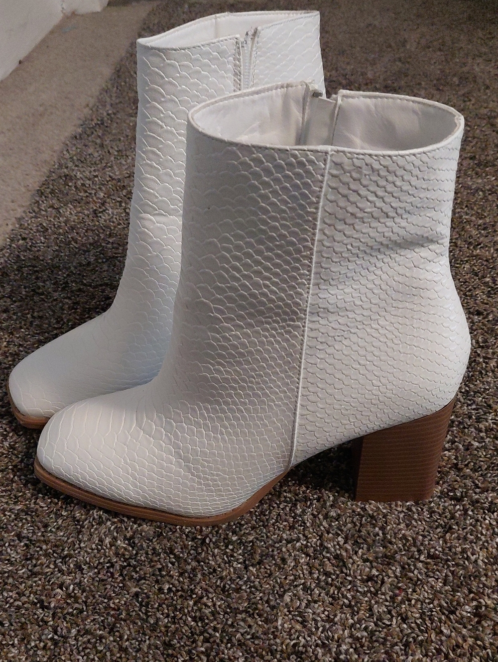 Pierre Dumas White Textured Ankle Booties with Block Heel